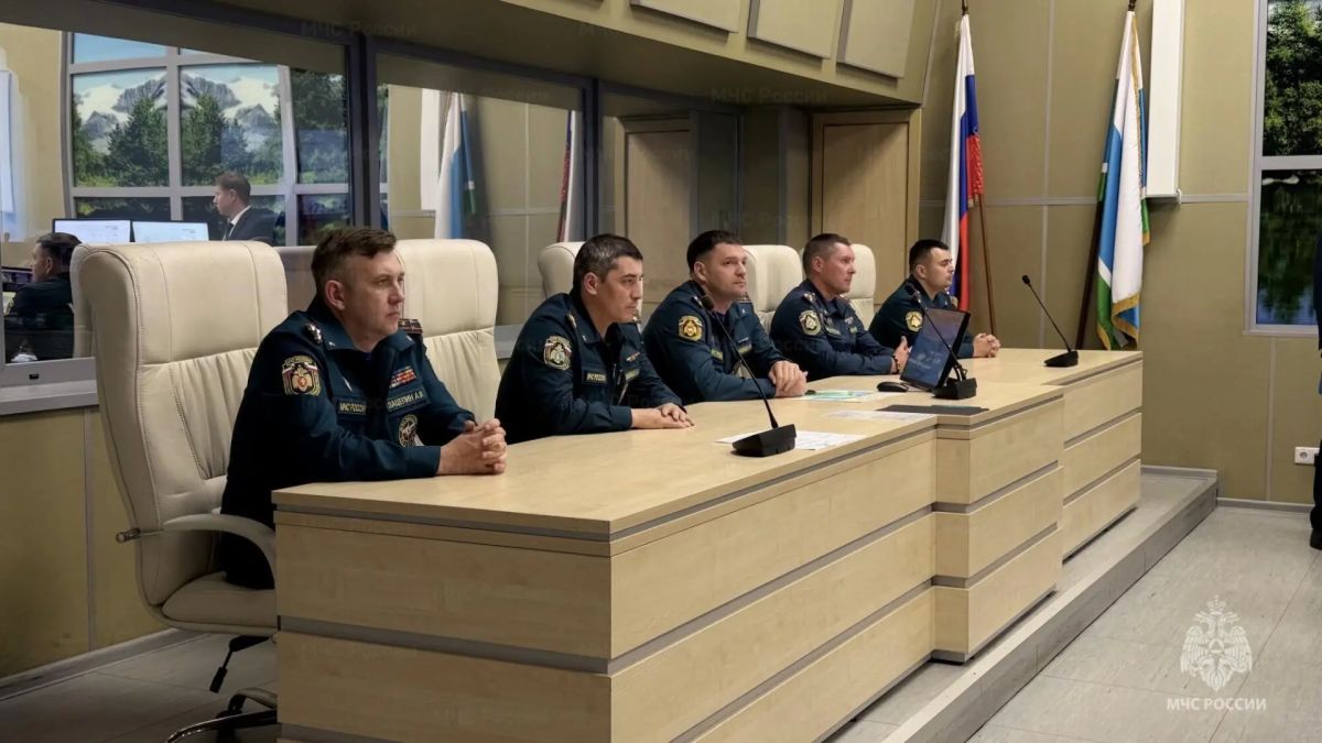 В Екатеринбурге завершились учебно-методические сборы заместителей начальников Главных управлений МЧС России по антикризисному управлению В Екатеринбурге завершились учебно-методические сборы заместителей начальников Главных управлений МЧС России по антикризисному управлению