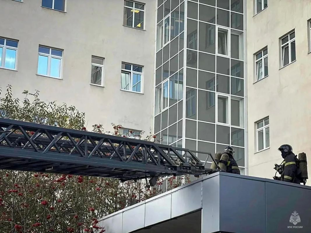 Готовность к любому вызову: пожарно-тактическое занятие в перинатальном центре Готовность к любому вызову: пожарно-тактическое занятие в перинатальном центре