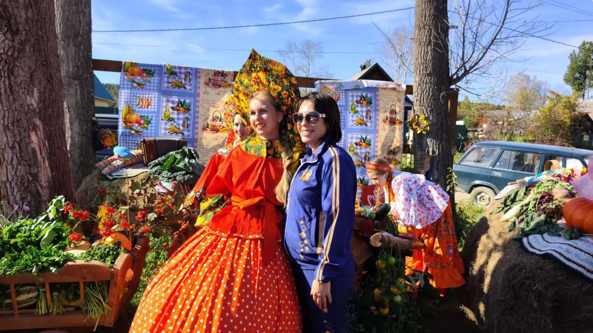 Фестиваль «О!-Во!-Щи!» в поддержку правильного питания и здорового долголетия собрал любителей активного досуга в окрестностях Сысерти Фестиваль «О!-Во!-Щи!» в поддержку правильного питания и здорового долголетия собрал любителей активного досуга в окрестностях Сысерти