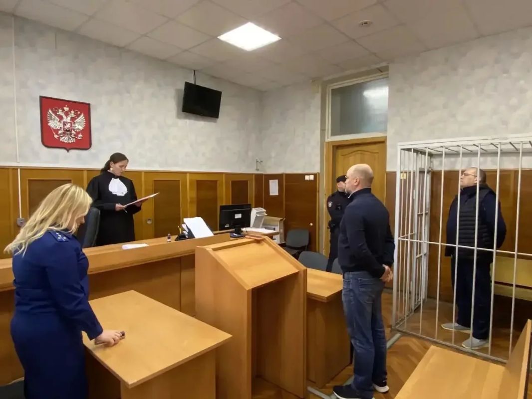 Приговор бывшему заместителю министра ЖКХ региона вынесли в Екатеринбурге Приговор бывшему заместителю министра ЖКХ региона вынесли в Екатеринбурге