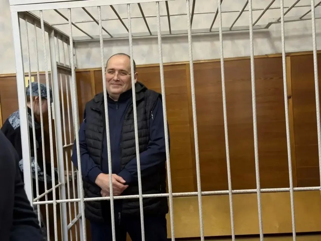 Приговор бывшему заместителю министра ЖКХ региона вынесли в Екатеринбурге Приговор бывшему заместителю министра ЖКХ региона вынесли в Екатеринбурге