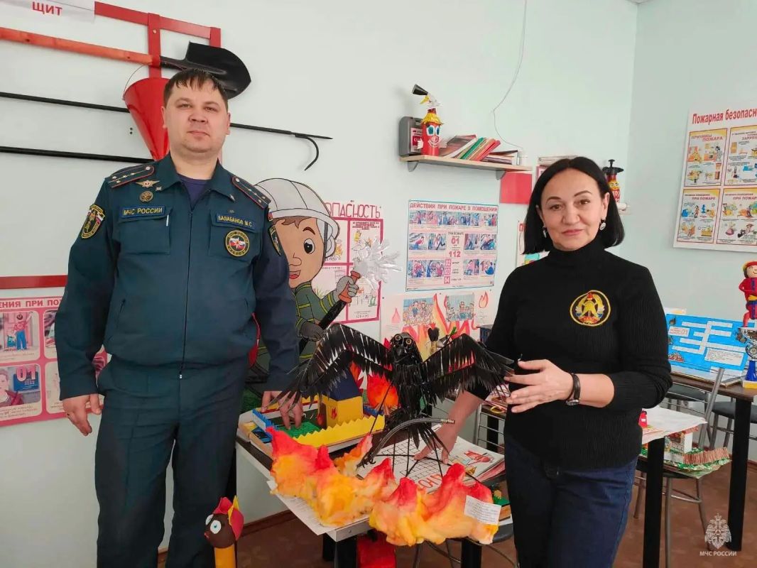 Лучший из лучших. Капитан внутренней службы Михаил Балабанов стал победителем конкурса профессионального мастерства «Лучший по профессии» среди сотрудников надзорной деятельности и профилактической работы Свердловской области Лучший из лучших. Капитан внутренней службы Михаил Балабанов стал победителем конкурса профессионального мастерства «Лучший по профессии» среди сотрудников надзорной деятельности и профилактической работы Свердловской области