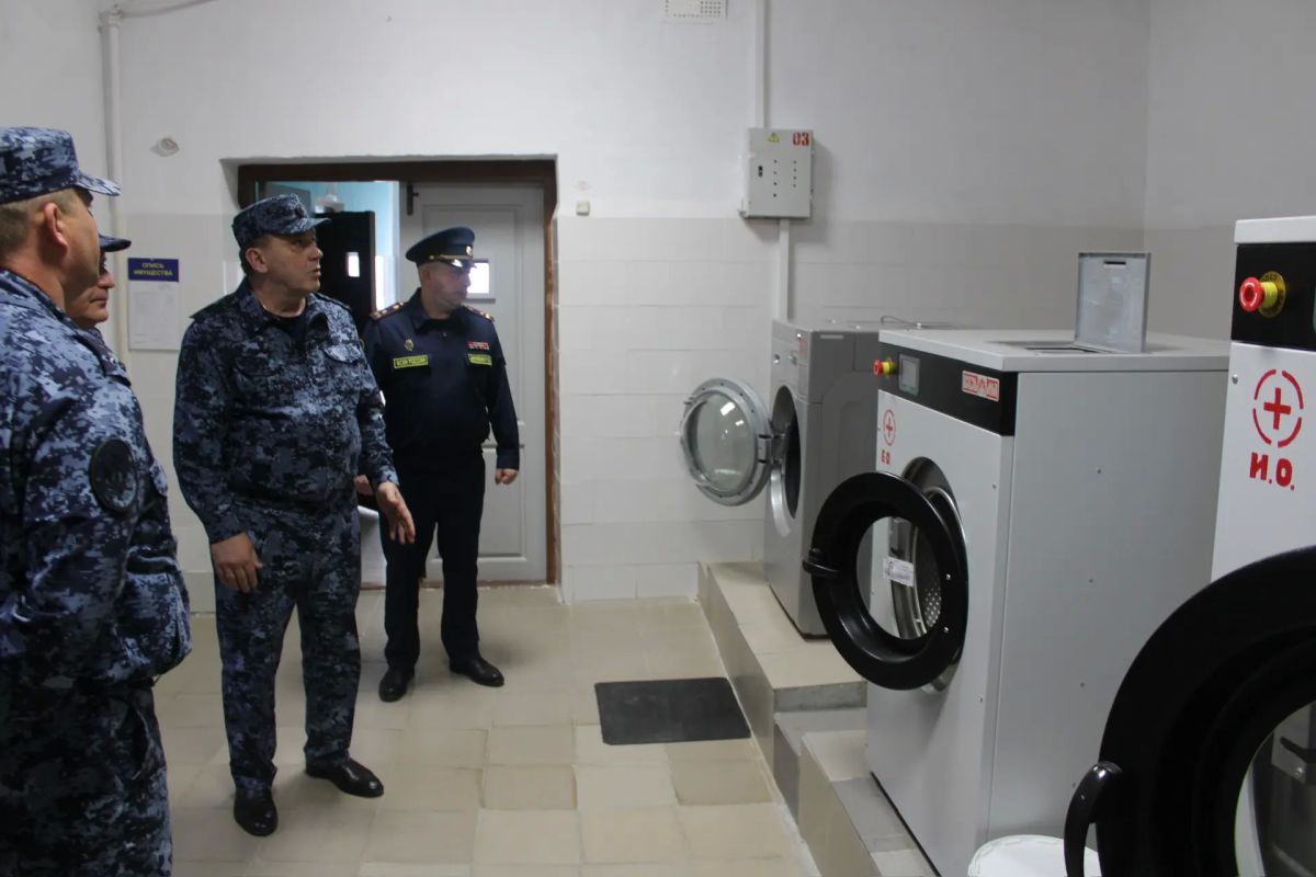 Руководство ФСИН и ГУФСИН с рабочим визитом посетило ИК-2 Руководство ФСИН и ГУФСИН с рабочим визитом посетило ИК-2