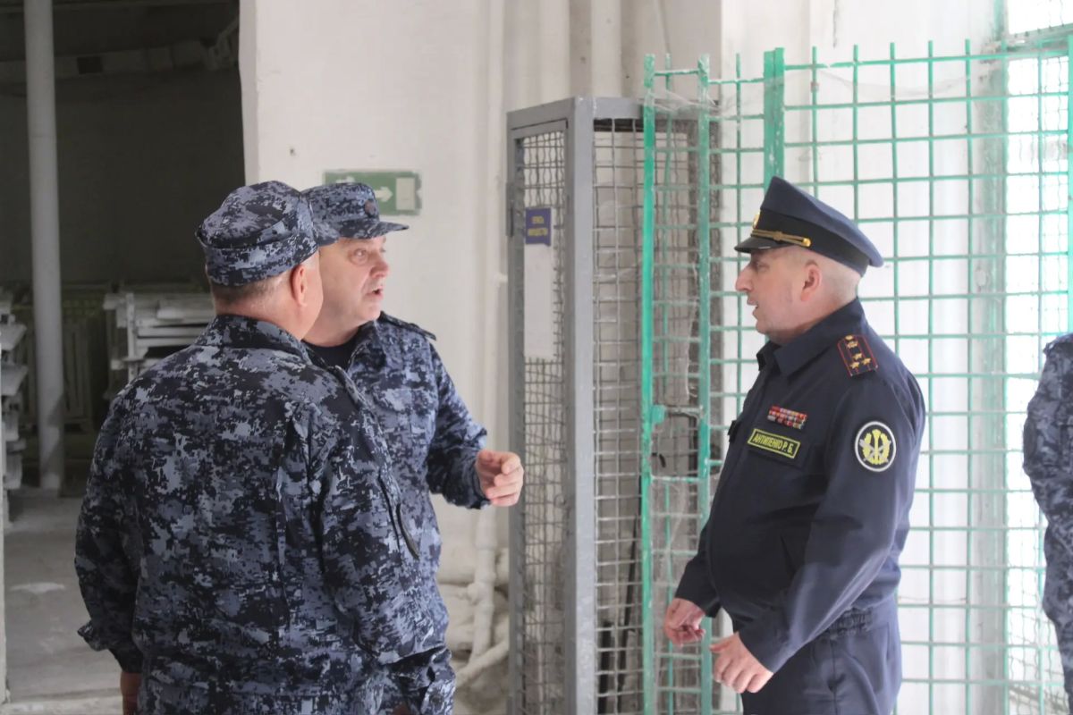 Руководство ФСИН и ГУФСИН с рабочим визитом посетило ИК-2 Руководство ФСИН и ГУФСИН с рабочим визитом посетило ИК-2