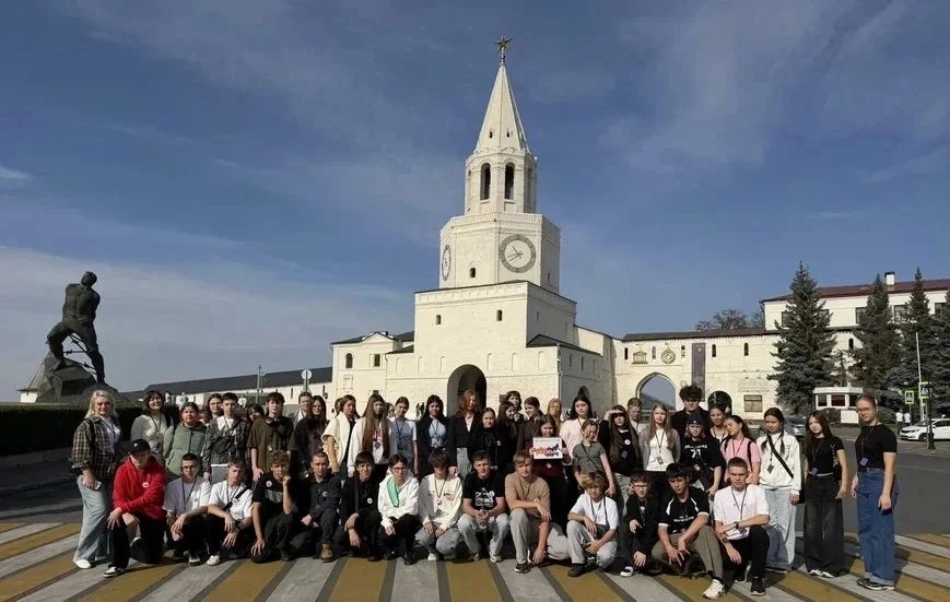 Свердловские школьники стали участниками культурно-просветительских программ в рамках национального проекта «Семья» Свердловские школьники стали участниками культурно-просветительских программ в рамках национального проекта «Семья»