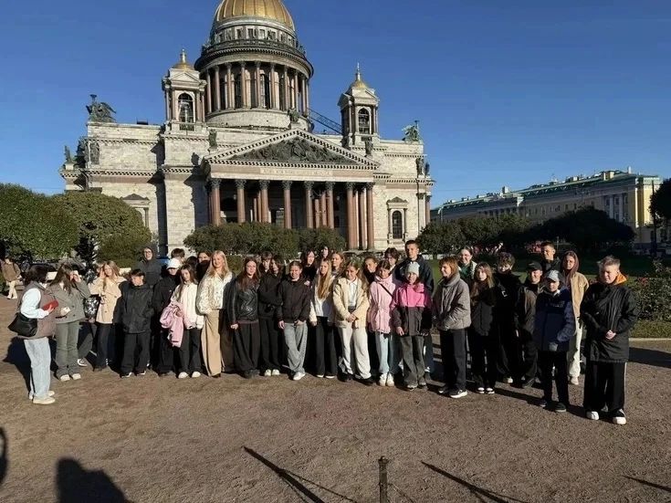 Свердловские школьники стали участниками культурно-просветительских программ в рамках национального проекта «Семья» Свердловские школьники стали участниками культурно-просветительских программ в рамках национального проекта «Семья»
