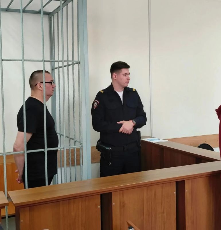 В колонию отправили свердловчанина, избивавшего дочку сожительницы