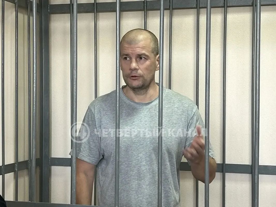 Таксиста, стрелявшего в пассажира на Уралмаше, приговорили к 5 годам колонии