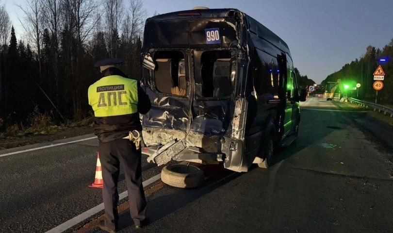 Пять пассажиров пострадали в ДТП двух автобусов на Серовском тракте