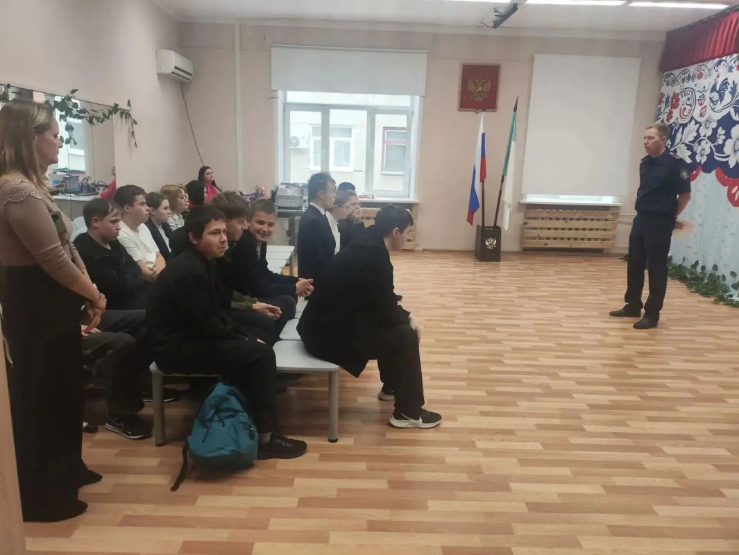Руководитель следственного отдела по ЗАТО г.Новоуральск провёл профилактическое мероприятие для подростков Руководитель следственного отдела по ЗАТО г.Новоуральск провёл профилактическое мероприятие для подростков