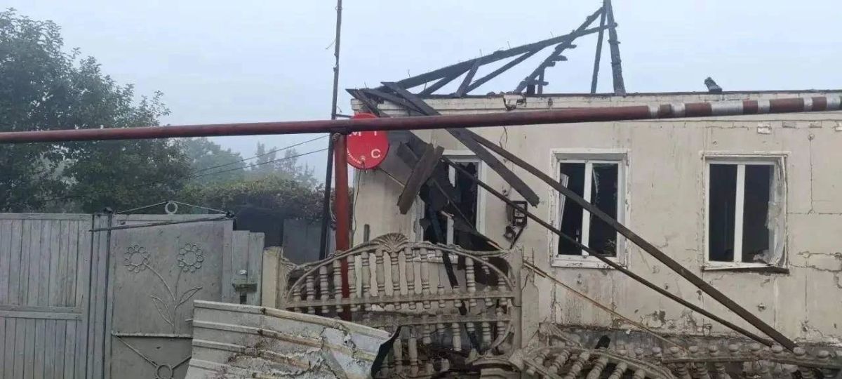 В результате террористических атак в республике погибли два человека, ещё 13 получили ранения, сообщил глава ЛНР Леонид Пасечник