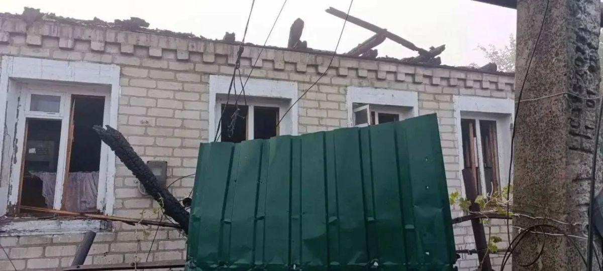 В ЛНР после украинских ударов погиб взрослый и ребёнок, а также 13 человек ранено, сообщил Леонид Пасечник В ЛНР после украинских ударов погиб взрослый и ребёнок, а также 13 человек ранено, сообщил Леонид Пасечник