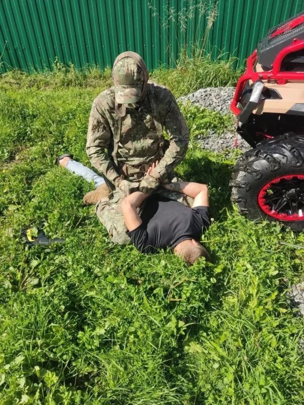 Лабораторию по производству синтетических наркотиков ликвидировали силовики Лабораторию по производству синтетических наркотиков ликвидировали силовики