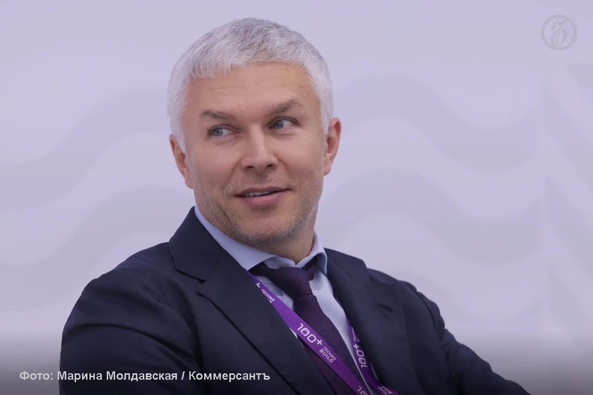 Временно исполняющим обязанности мэра Екатеринбурга решением губернатора стал Рустам Галямов, рассказал «Ъ-Урал» источник