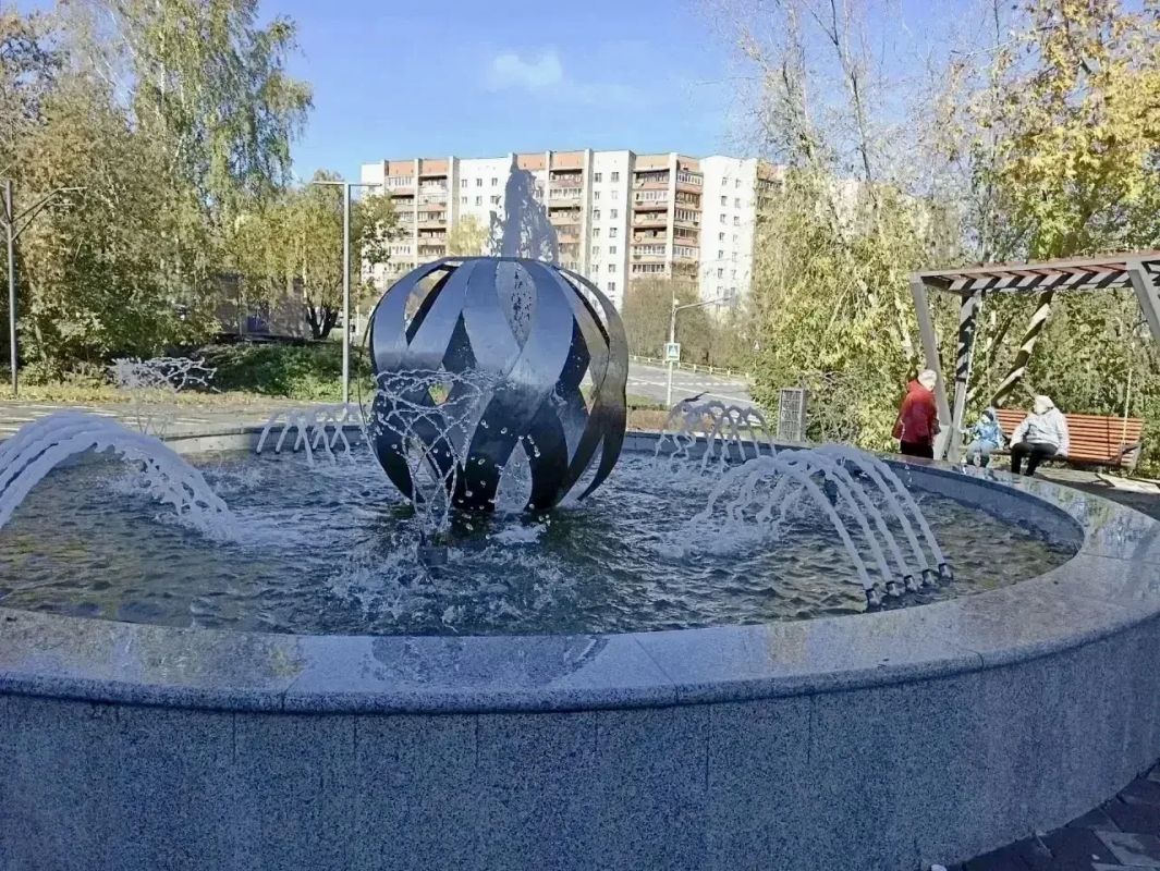 Денис Паслер: В этом году в Свердловской области с помощью разных программ и инструментов в рамках ФКГС будет реализовано свыше 160 проектов благоустройства Денис Паслер: В этом году в Свердловской области с помощью разных программ и инструментов в рамках ФКГС будет реализовано свыше 160 проектов благоустройства