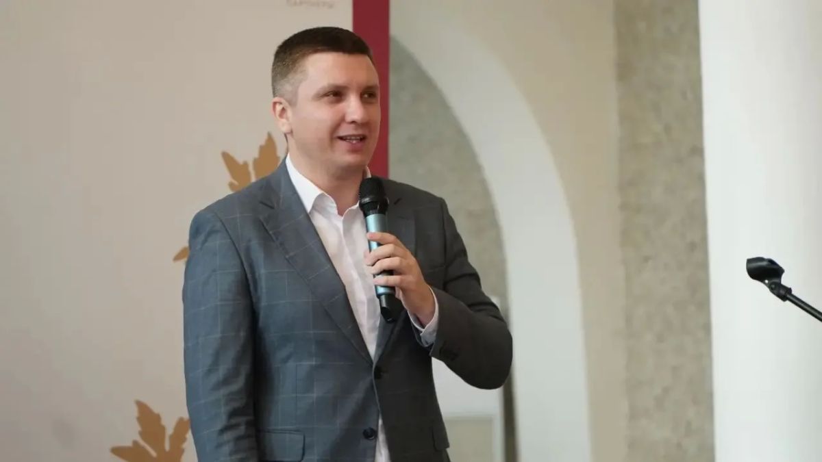 Екатеринбург принял Всероссийский бал амбассадоров «Профессионалитета» Екатеринбург принял Всероссийский бал амбассадоров «Профессионалитета»