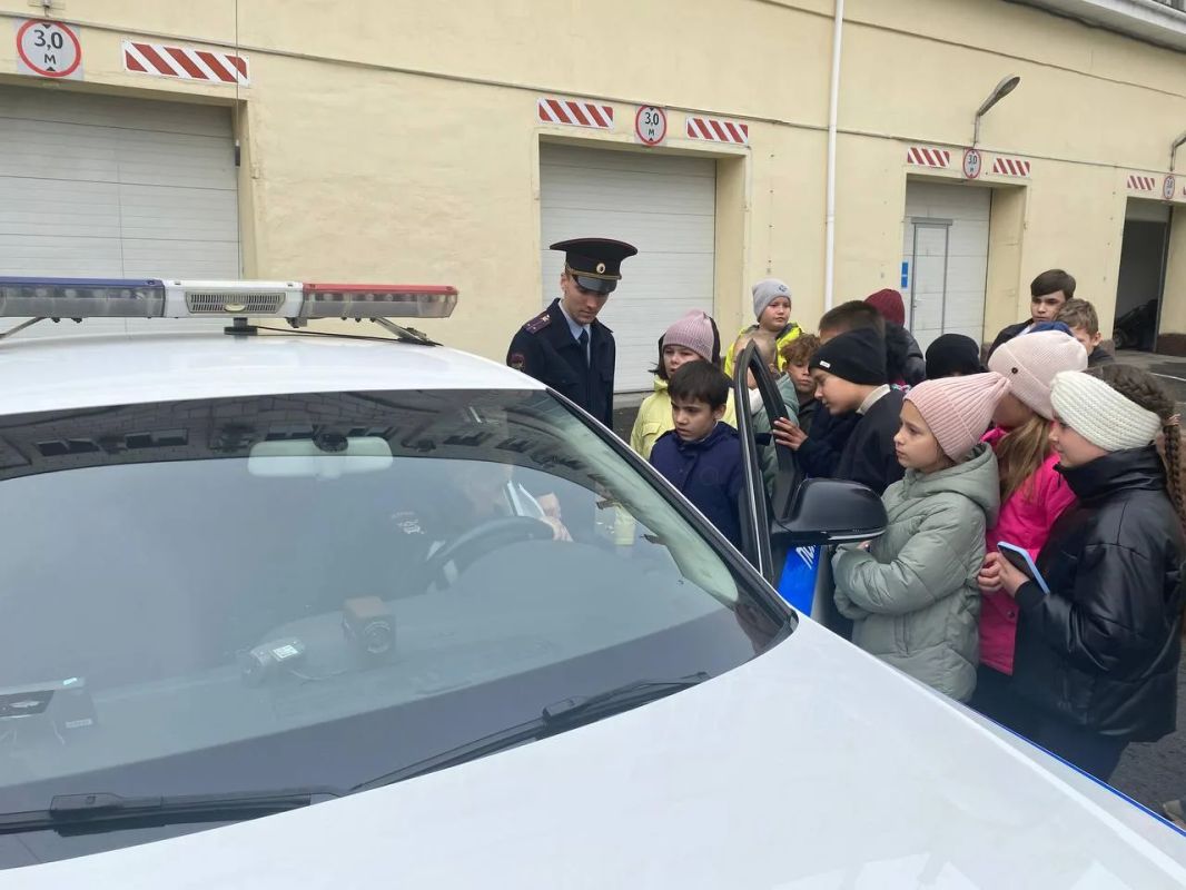 В рамках Недели профилактики школьники побывали на экскурсии в музее областной Госавтоинспекции В рамках Недели профилактики школьники побывали на экскурсии в музее областной Госавтоинспекции