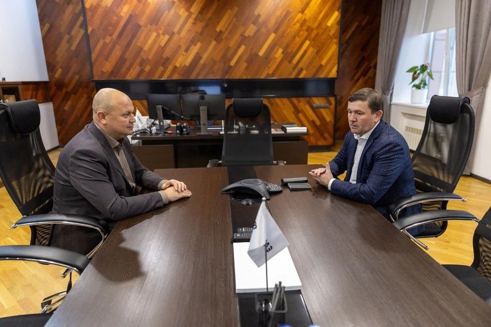 Первый замгубернатора Свердловской области Алексей Шмыков посетил ЕВРАЗ НТМК