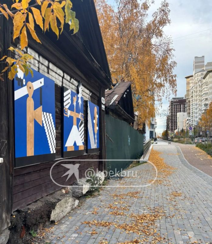 В Екатеринбурге заметили новый арт-объект В Екатеринбурге заметили новый арт-объект