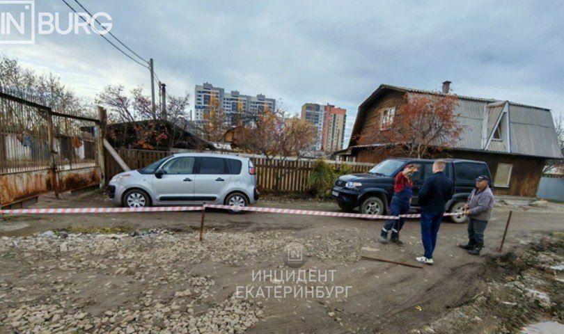 Жители СНТ заявили о перекрытом проезде для скорой и пожарных в Верхней Пышме