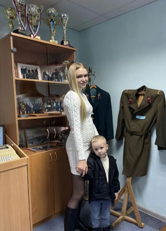 «Один день на службе в УИС»: сотрудники СИЗО-6 показали детям свои рабочие места «Один день на службе в УИС»: сотрудники СИЗО-6 показали детям свои рабочие места