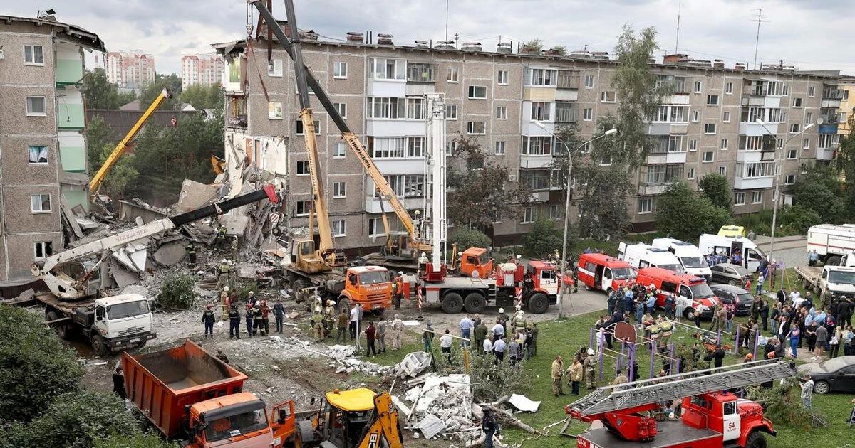 В Нижнем Тагиле за взрыв газа в пятиэтажке осудили газовщиков и владелицу квартиры В Нижнем Тагиле за взрыв газа в пятиэтажке осудили газовщиков и владелицу квартиры