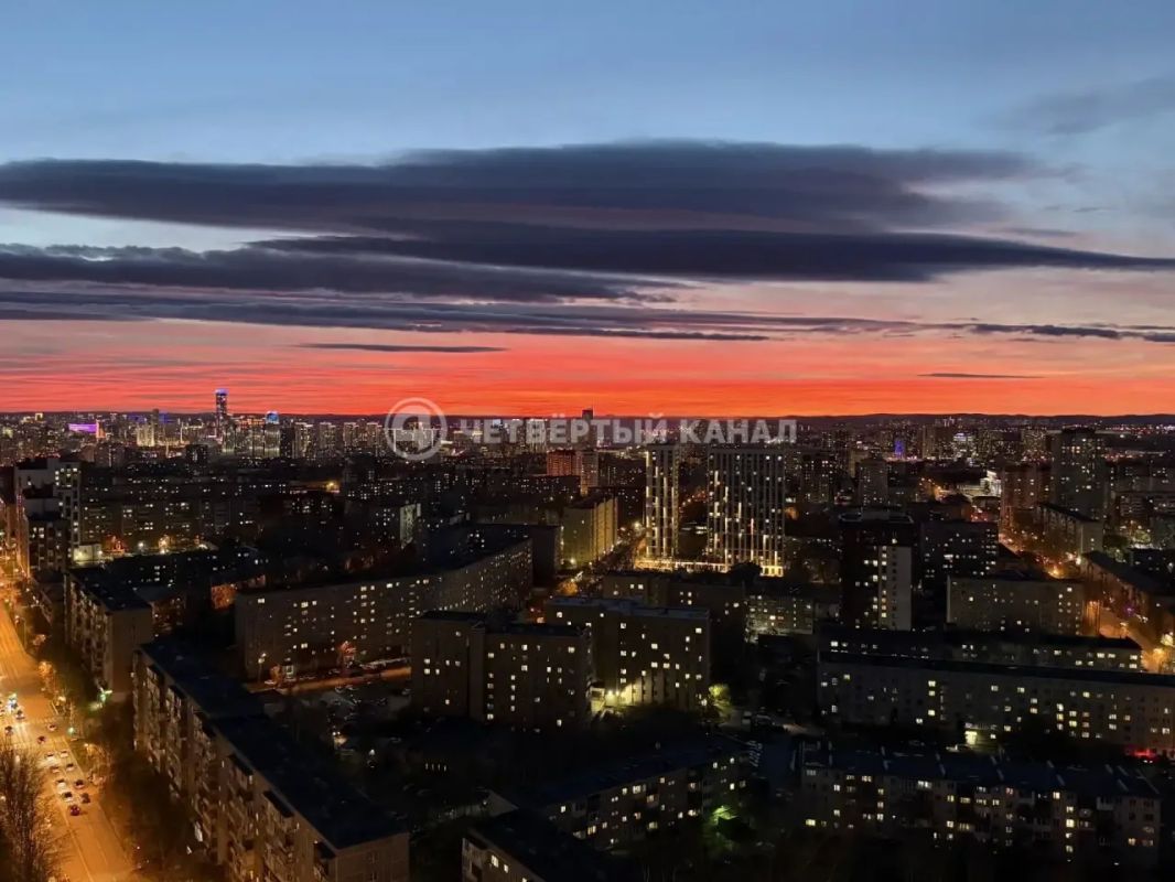 Просто ВАУ какое небо было сегодня в Екатеринбурге Просто ВАУ какое небо было сегодня в Екатеринбурге