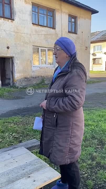 69-летняя пенсионерка из Белоярского боится оставить аварийный дом