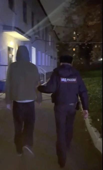 Парень поджег колонку на АЗС по заданию куратора
