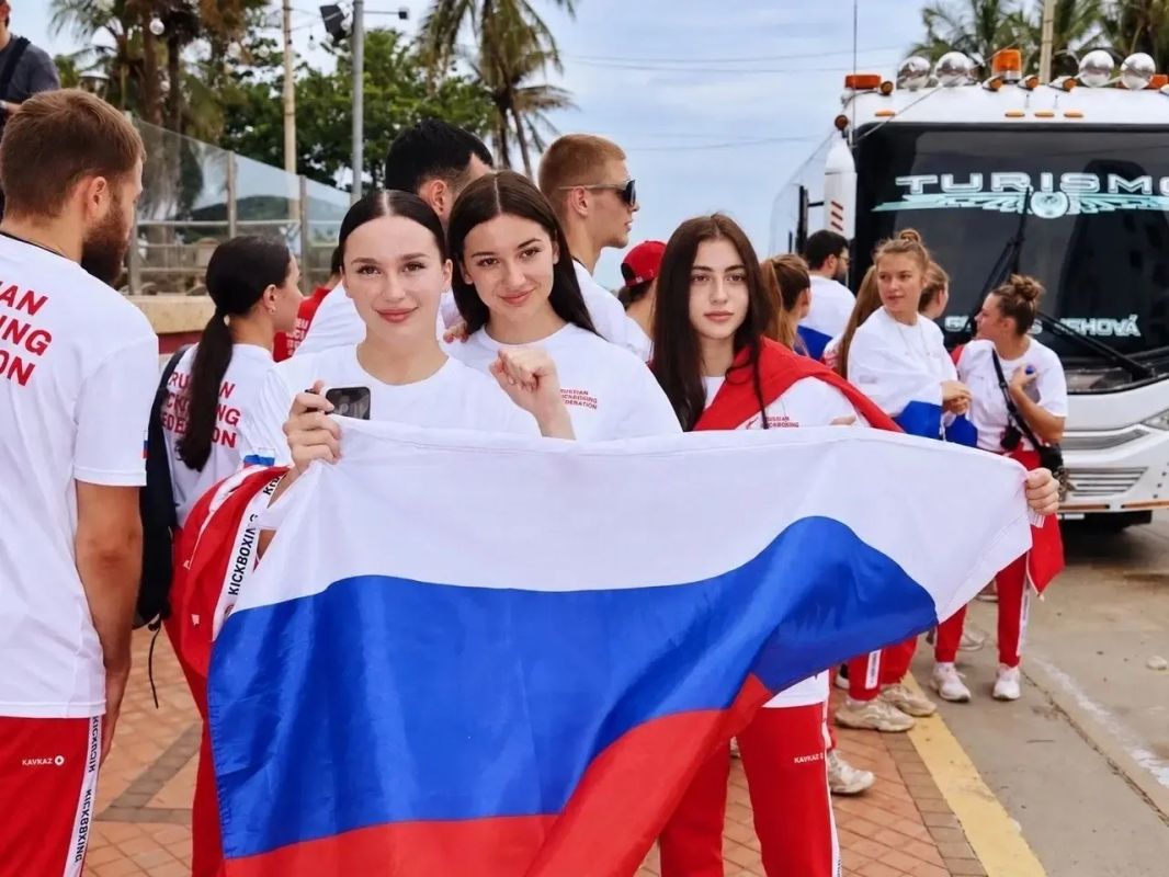 Золотые медали чемпионата мира по кикбоксингу в Колумбии у уральских спортсменов