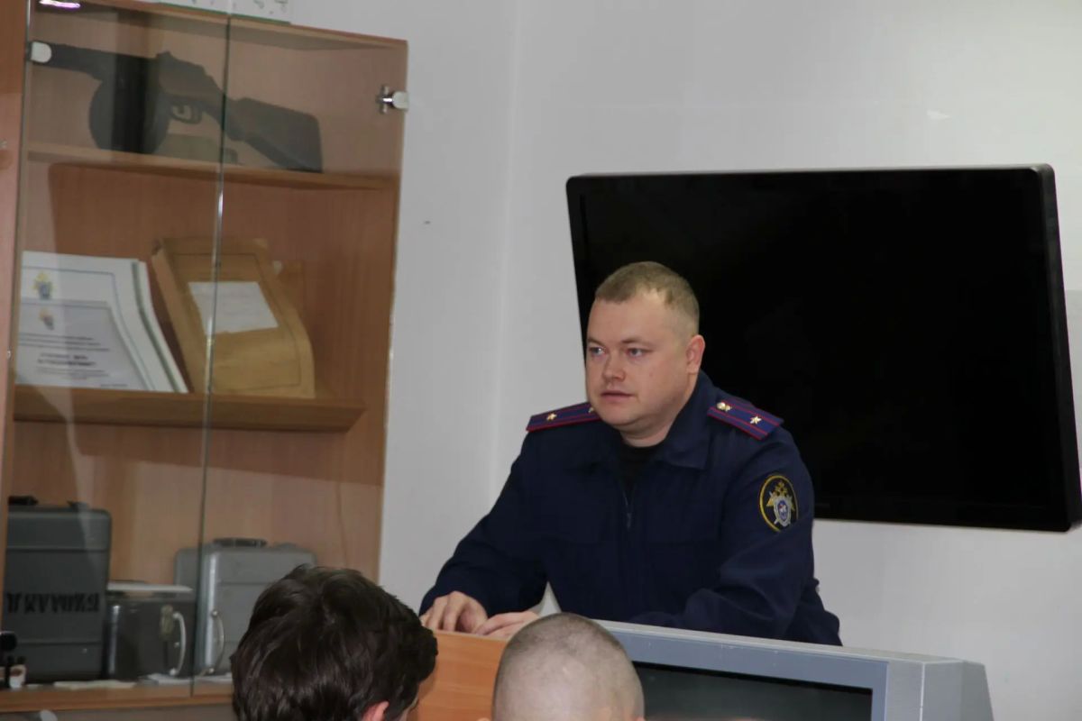 Следственным управлением проведена экскурсия для студентов в музее следствия и в учебном классе отдела криминалистики Следственным управлением проведена экскурсия для студентов в музее следствия и в учебном классе отдела криминалистики