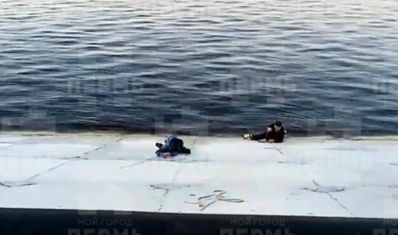 Челябинец прыгнул в ледяную Каму и спас 11-летнего мальчика в Перми