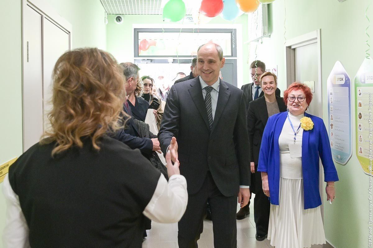 Владислав Пинаев: День рождения сегодня отмечает губернатор Свердловской области Денис Владимирович Паслер Владислав Пинаев: День рождения сегодня отмечает губернатор Свердловской области Денис Владимирович Паслер