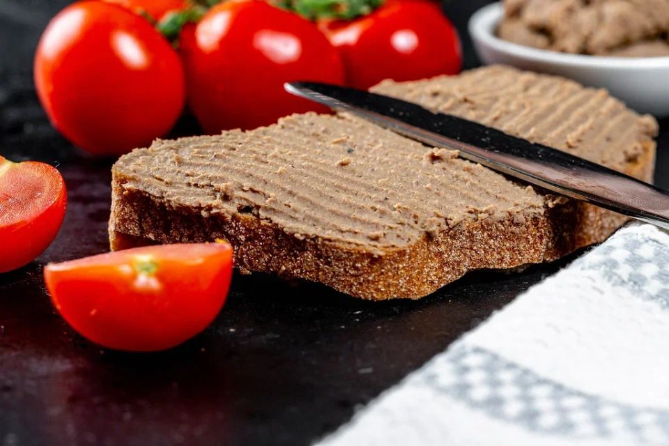 Как приготовить домашний паштет из куриной печени: вкусный рецепт для любого стола